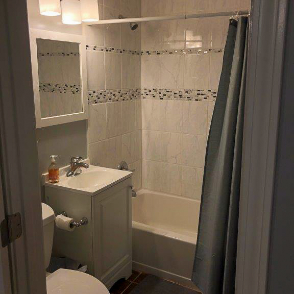 Main-bathroom